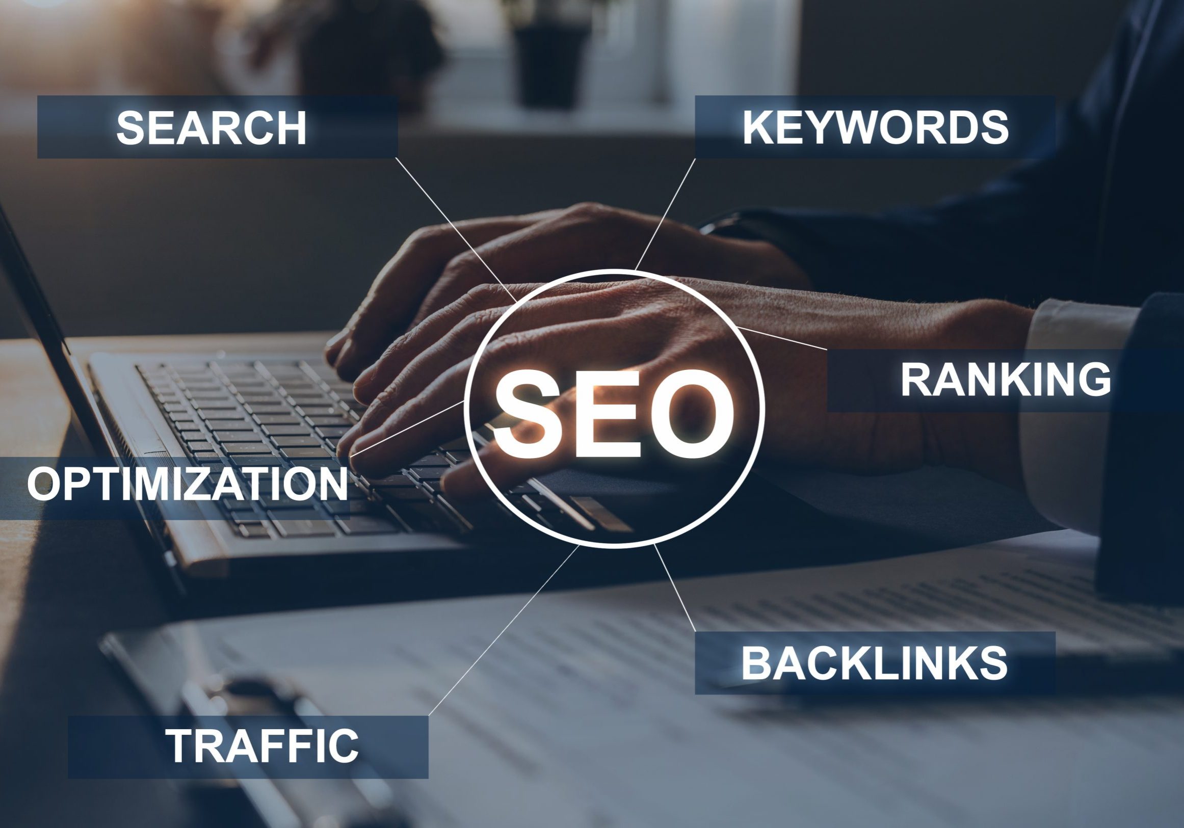 Businessman Search engine optimization concept, business technol